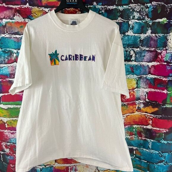 Vintage Oneita Super Heavyweight Caribbean Embroidered Graphic T-Shirt Single St - Picture 1 of 7